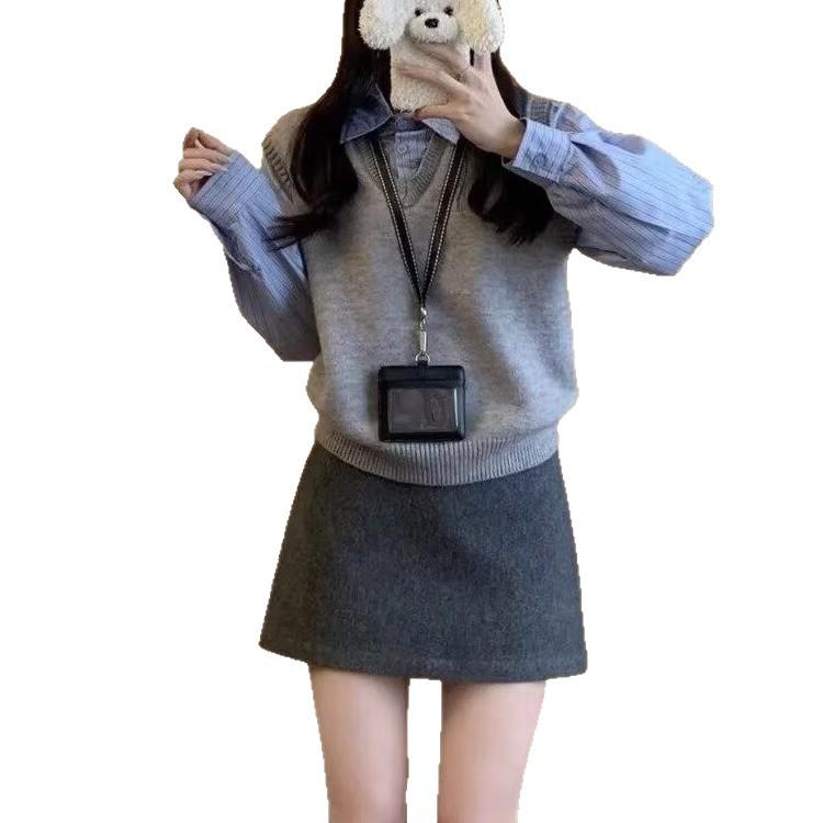 Korean Style High-Waisted A-Line Woolen Skirt for Women, Autumn/Winter, Slimming & Anti-Exposure, Petite Bodycon Short Skirt