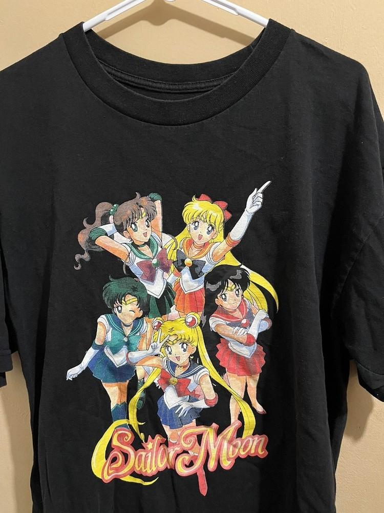 

Sailor Moon Anime Classic Style Black Vtg Unisex Tshirt Men Women KH13161 Unisex T-Shirt XL