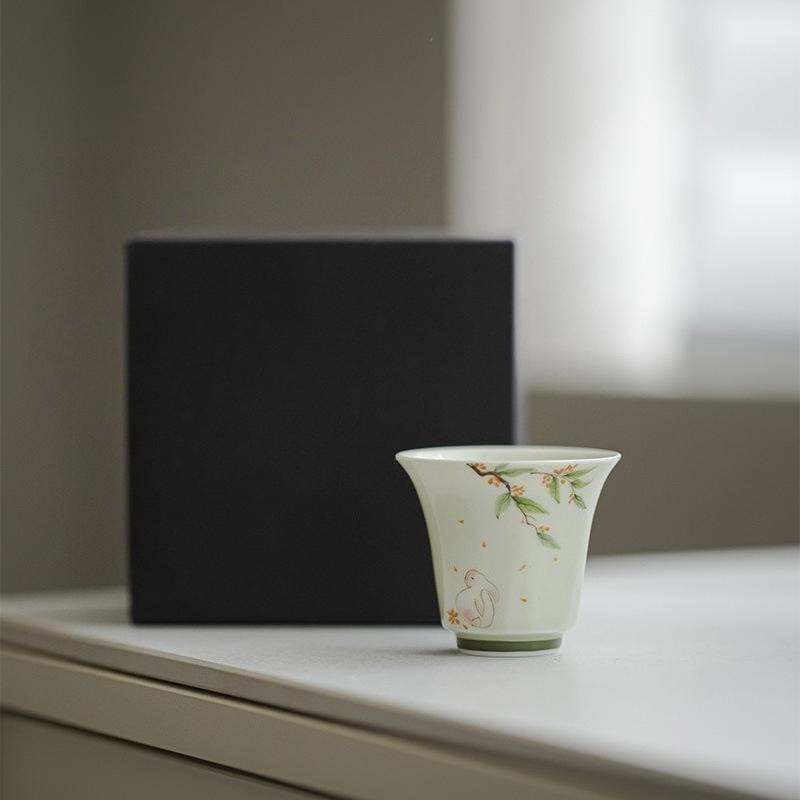 Chinese Handmade Ceramic Teacup Exquisite Hand-painted Flowers Tea Bowl Meditation Cup Porcelain Tea Set Master Cup