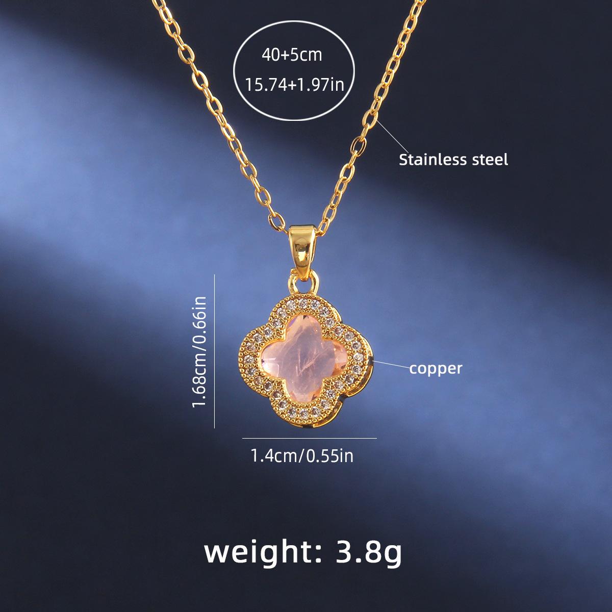 

Простая и роскошная двухслойная цепочка в виде клевера на ключицу.