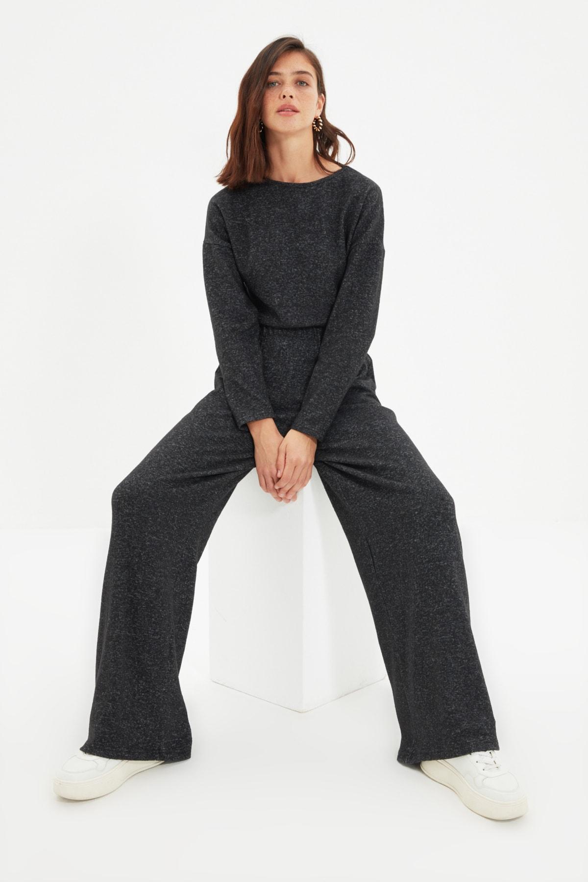 

Черные широкие вязаные брюки Yumos TWOAW22PL0369