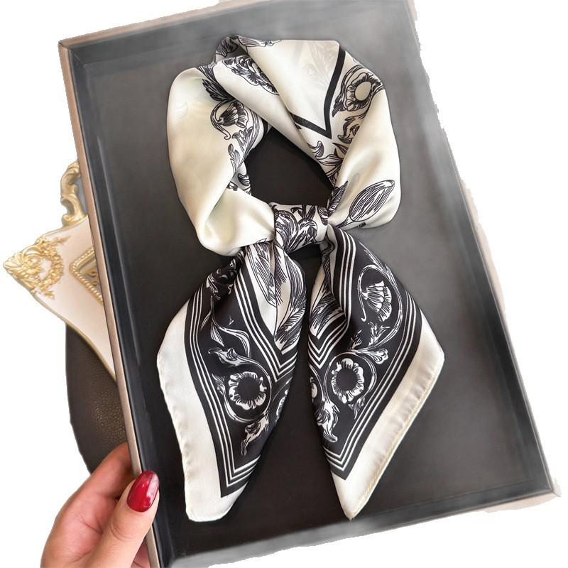 Elegant Retro Floral Print Silk Scarf Square Scarf Premium Shawl Sunscreen Neck Small Square Scarf Headscarf Women's Scarf