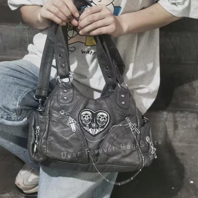 Women's Y2K Vintage Motorcycle Shoulder Bag Fashion Soft PU Chains Multiple Pockets Tote Bags Moto Style Messenger Crossbody Bag