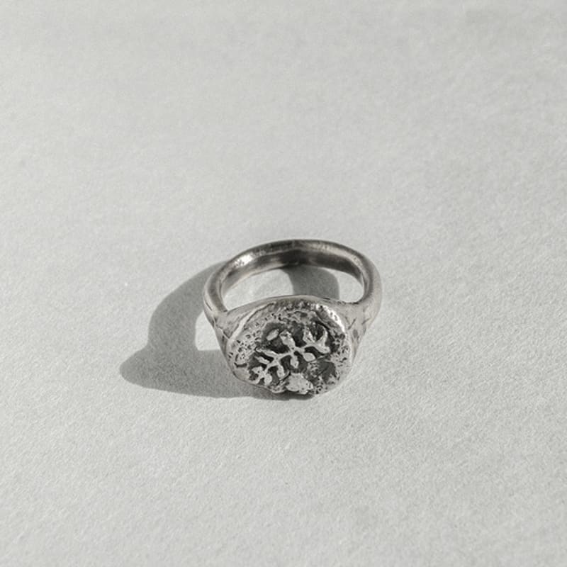 a.neujac Mesofossil Ring