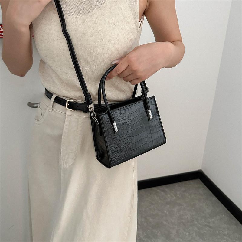 Fashionable 2023 Korean Style Pu Small Tote Bag For Everyday Casual Use