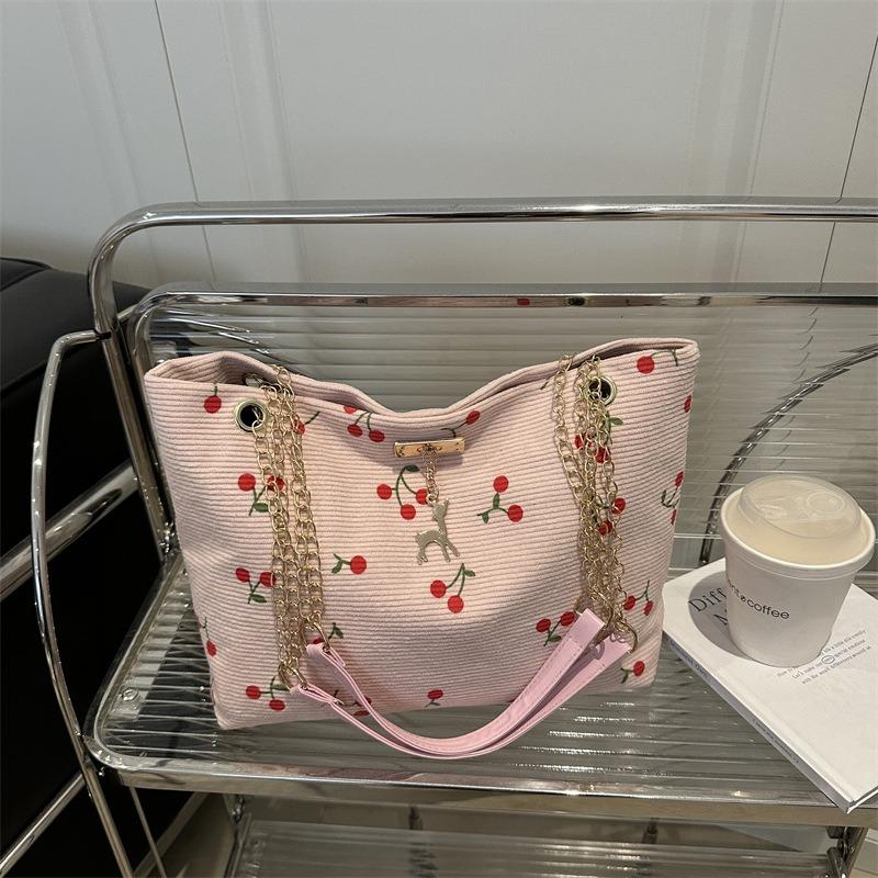 Neue modische personalisierte Pendler kleine frische Druck süße Kirschkette Tote Schulter Handtasche
