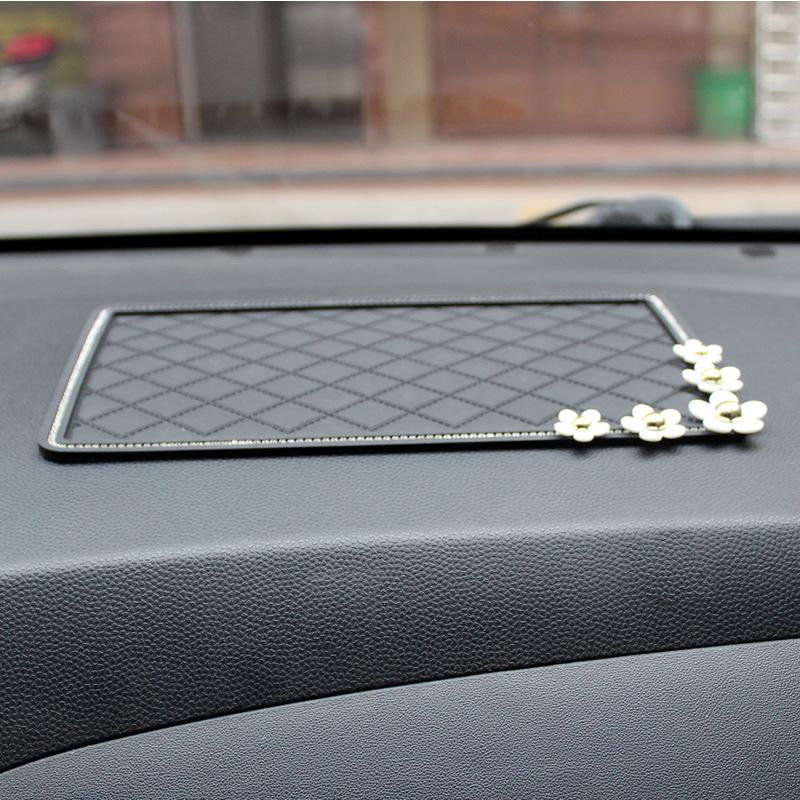 Diamond Mountain Camellia Carter Circuit Anti-Slice Cathema Creative Jewelry Silicon Car Products