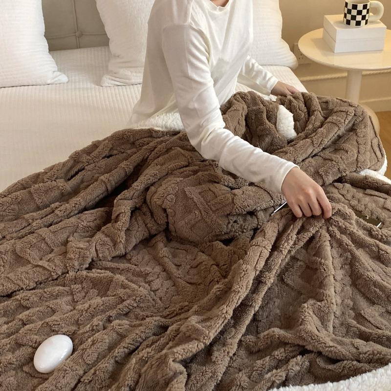 Lamb wool blanket Scottish style plaid printed nap blanket, autumn and winter office lunch break air conditioner blanket