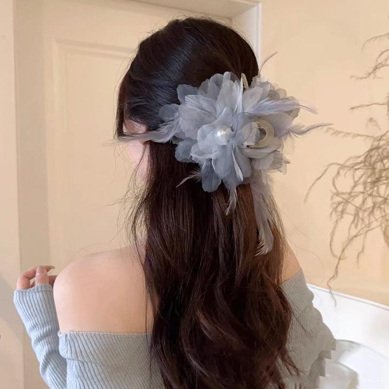 Luxury Black Feather Claw Hair Clip for Women's Updo Hairstyles