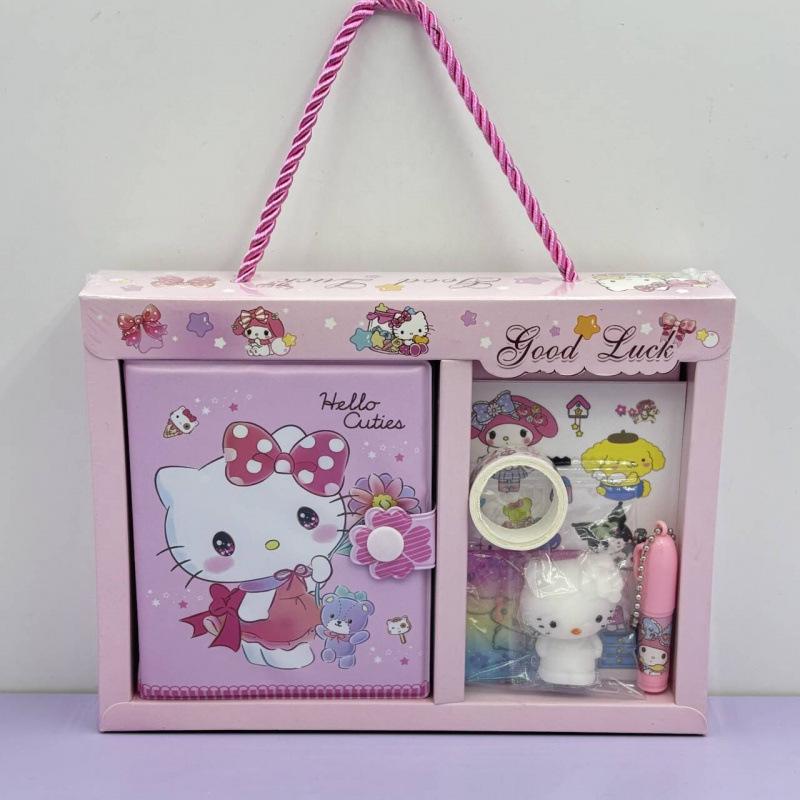 

Набор из 64K игрушки-мялки в форме сердца Гука и канцелярского блокнота 64K Guka Pinch Toy Journal Gift Box