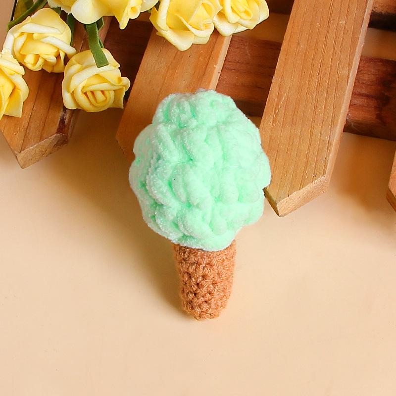 Büyüleyici Tığ İşi Meyve Anahtarlık: Trabzon Hurması ve Çilek Yün Kolyeler