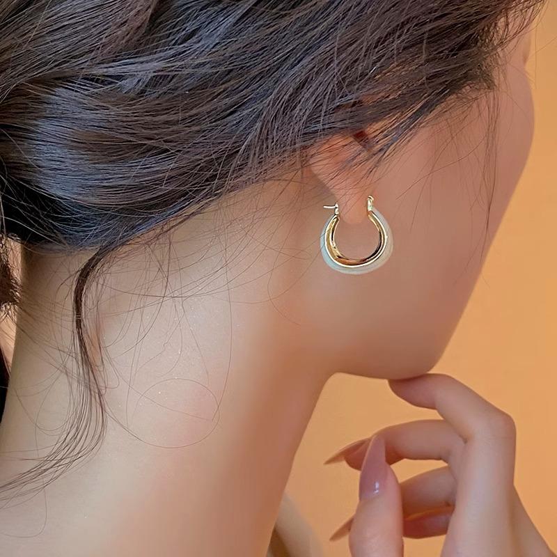 Feminine Temperament Circle Drop Glazed Earrings