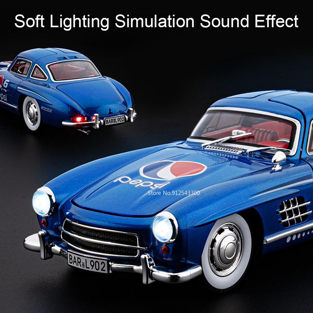1:24 Scale 300SL 500K Vintage Car Toy Model Alloy Body Doors Opened Music Light Pull Back Vehicles Models Kids Hobby Gifts