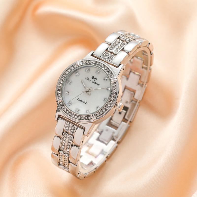 Elegant Rhinestone-Trimmed Quartz Women's Watch with Alloy Steel Band