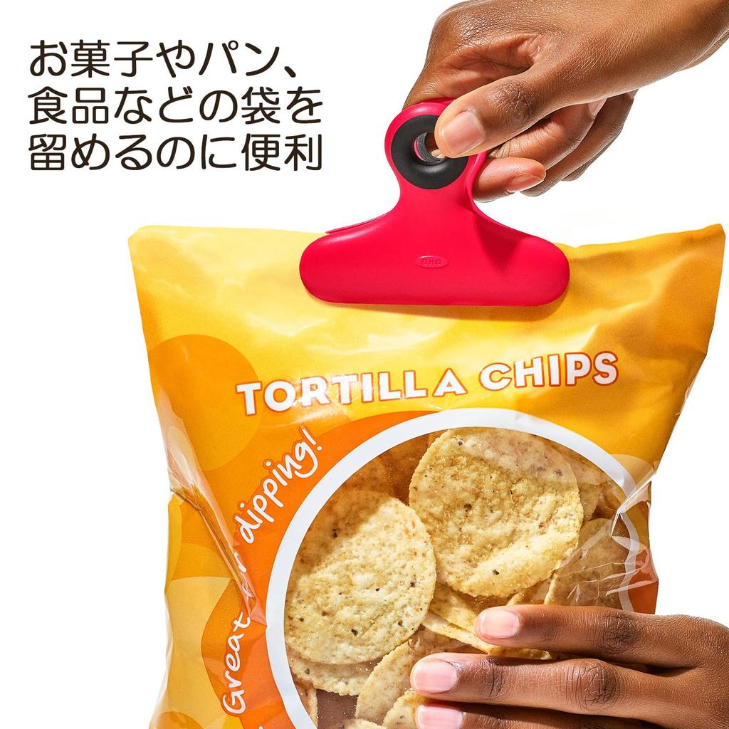 OXO Wide Magnetic Clip Set Perfect for sealing snack and food preventing moisture and convenient for attaching notes and recipes to the - bags,