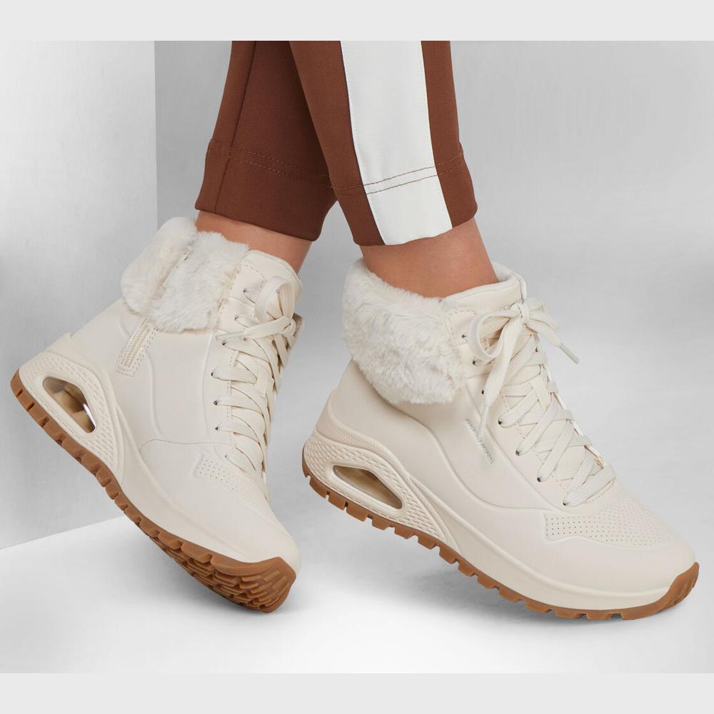 Sneakers Skechers Beige Version in English