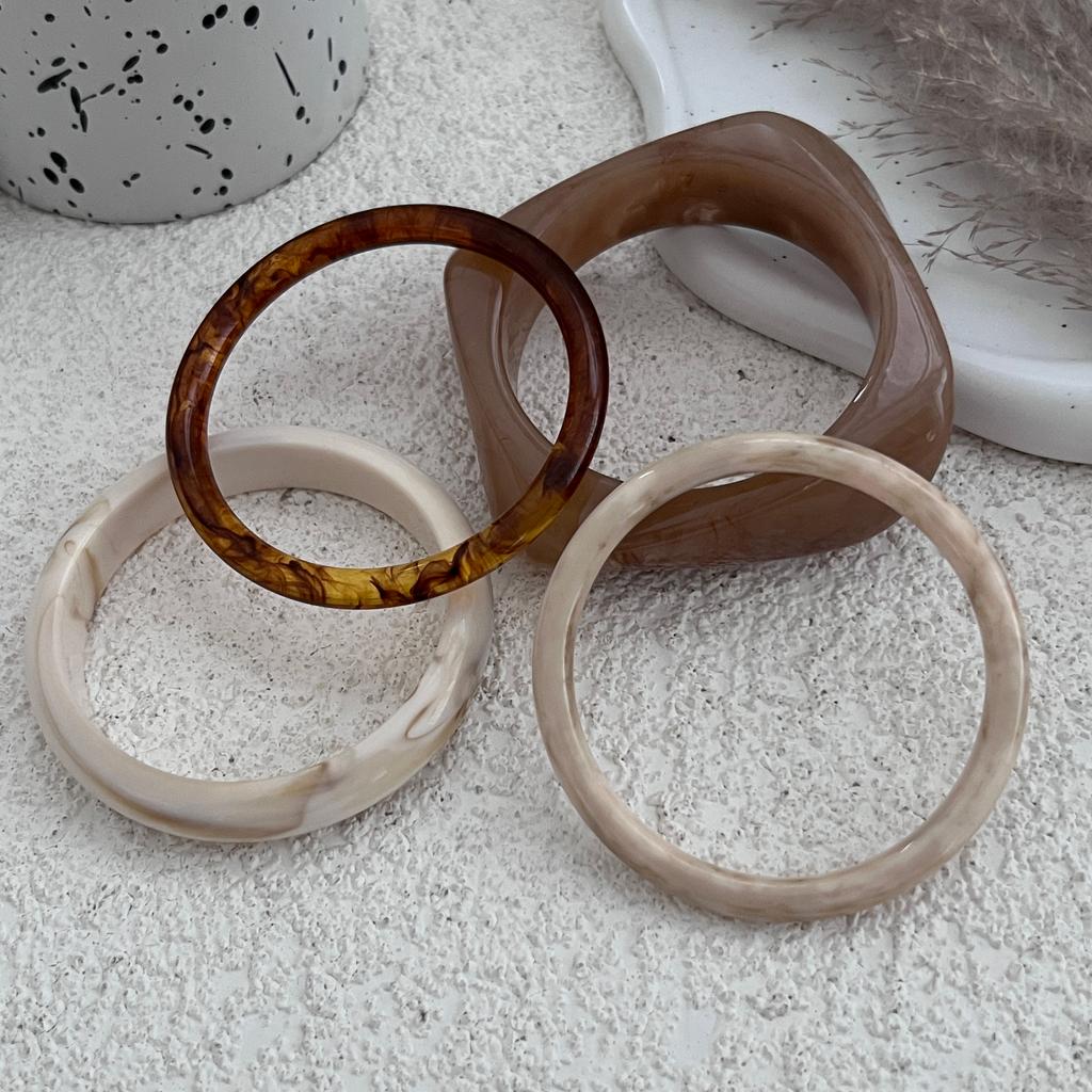 Ingemark 2025 Trendy Irregular Resin Bangles Bracelets for Women Punk Minimalist Chic Chunky Bracelets Charm Wearing Jewelry