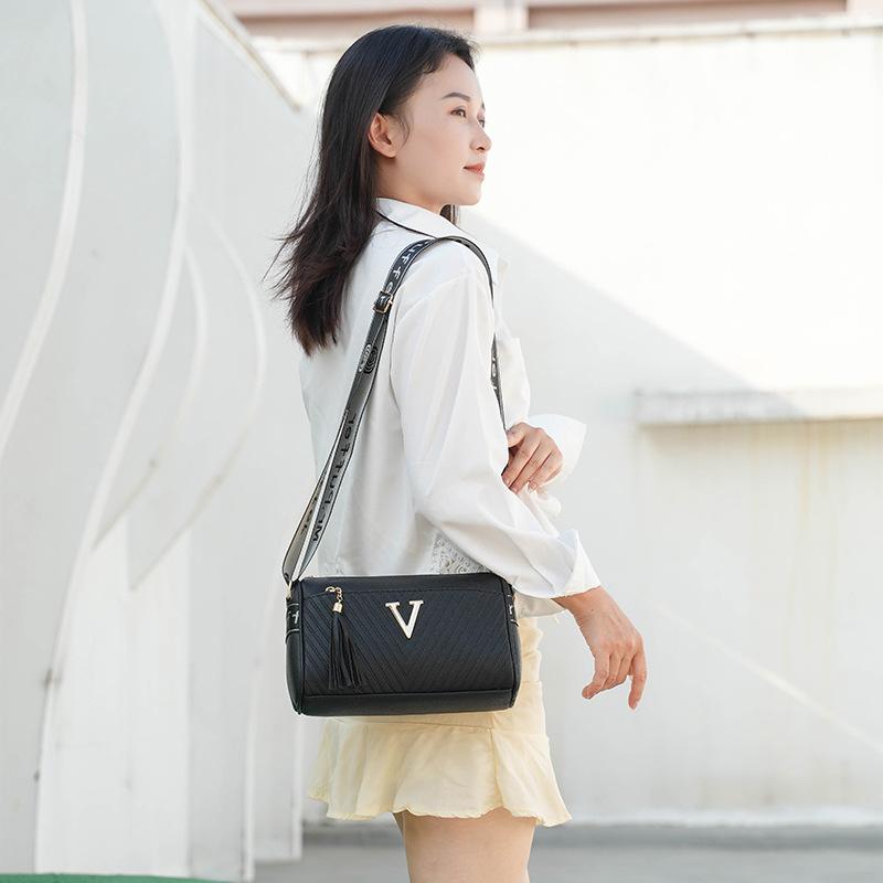 Summer Must-have Middle-aged Single-shoulder Bag, Large-capacity Waterproof PU Women's Casual Bag, Crossbody Bag