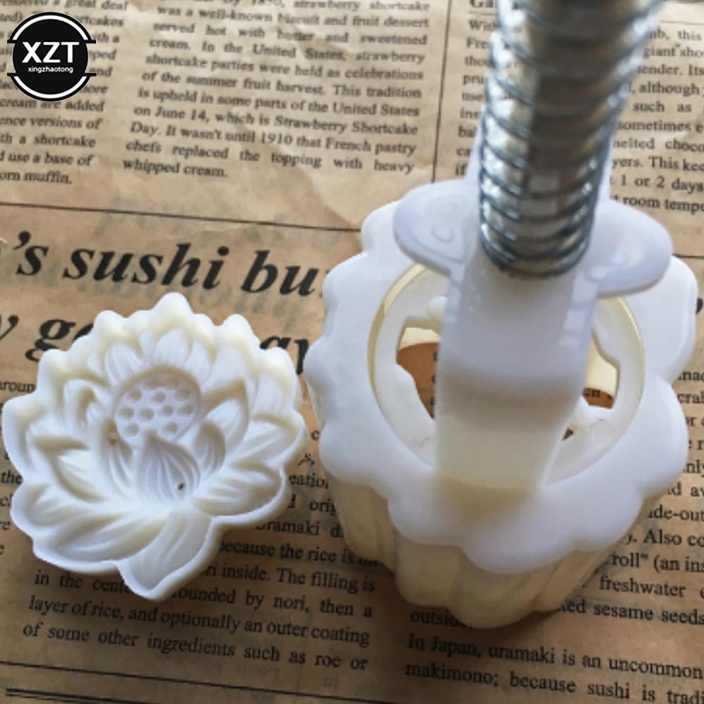 New Mooncake Mold 125/150g 3D Lotus Stamp Cookie Cutter Plastic Mould DIY Baking Accessories Mid-Autumn Festival Kitchen Gadgets 125g