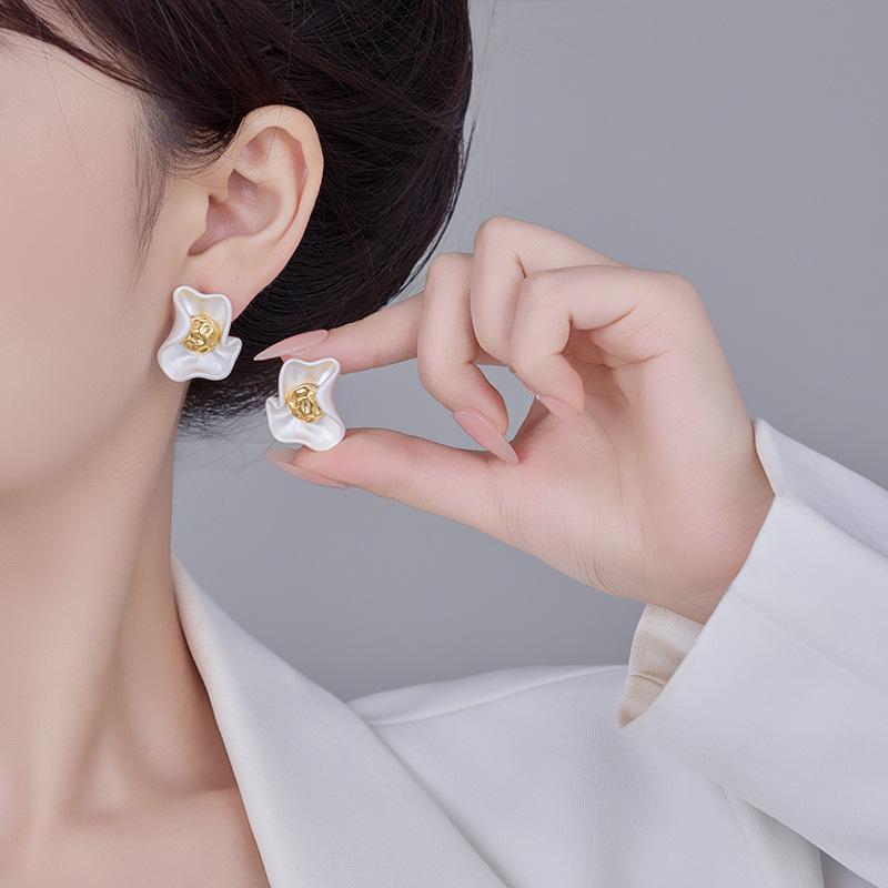 Irregular Petals Red Color Flowers Stud Earrings For Women Exquisite Simple  Sweet Personality Temperament Jewelry