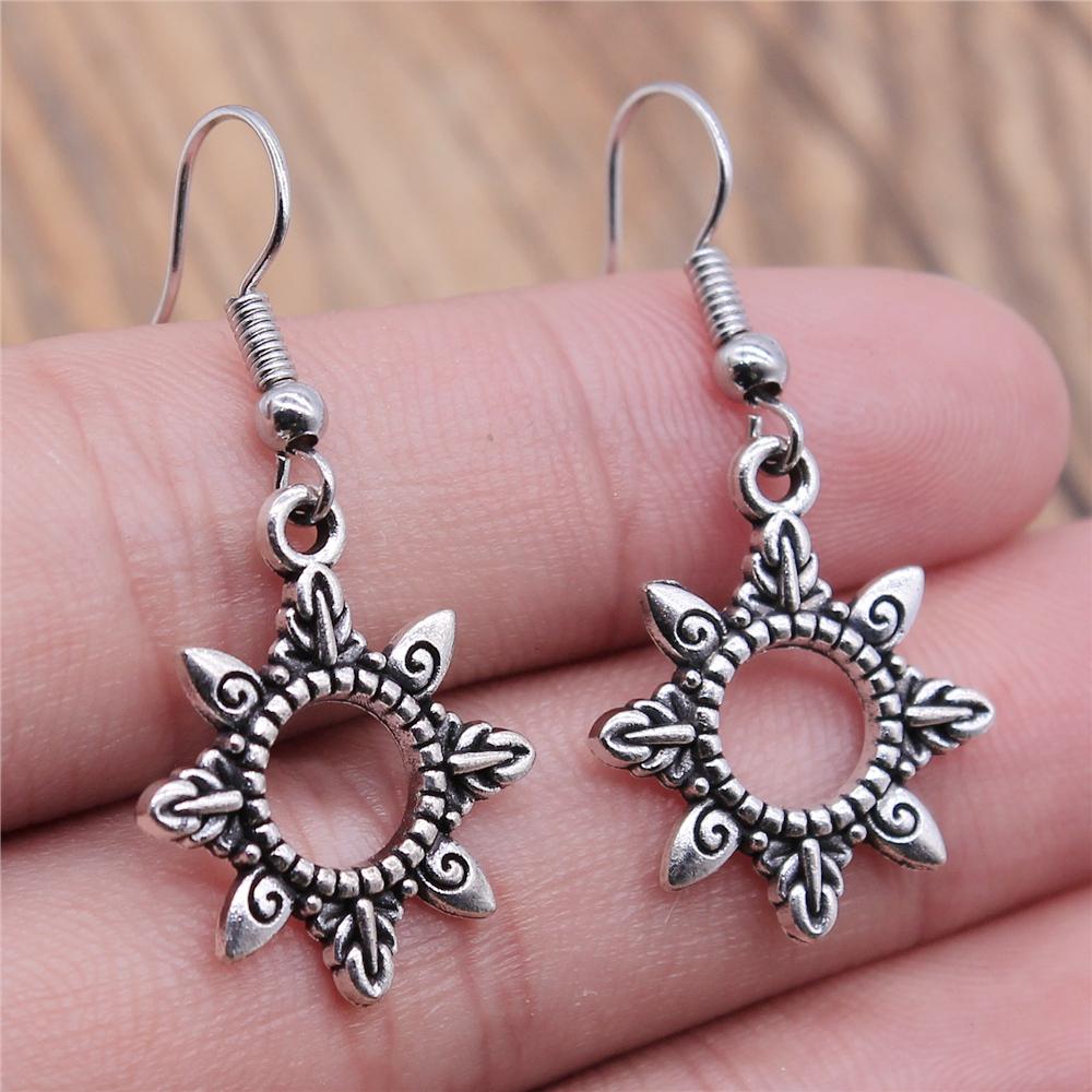 Vintage Totem Ohrring Sonne & Mond Hängeohrringe Geometrische Damen Hängeohrringe Stern Mond Weiblicher Koreanischer Schmuck