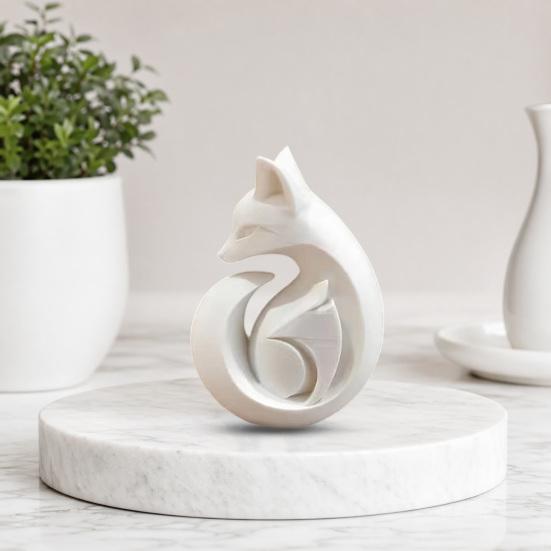 3D Printed Fox Sculpture, Matte White Minimalist Solid Structure Ornament, Stain-Resistant Smooth Surface Compact Art Piece for Housewarming Birthday
