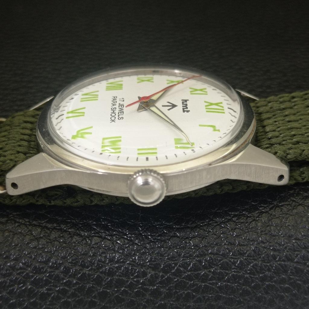 HAND-WINDING VINTAGE HMT INDIAN MENS ROMAN FIGURE WHITE DIAL WATCH A702852-1