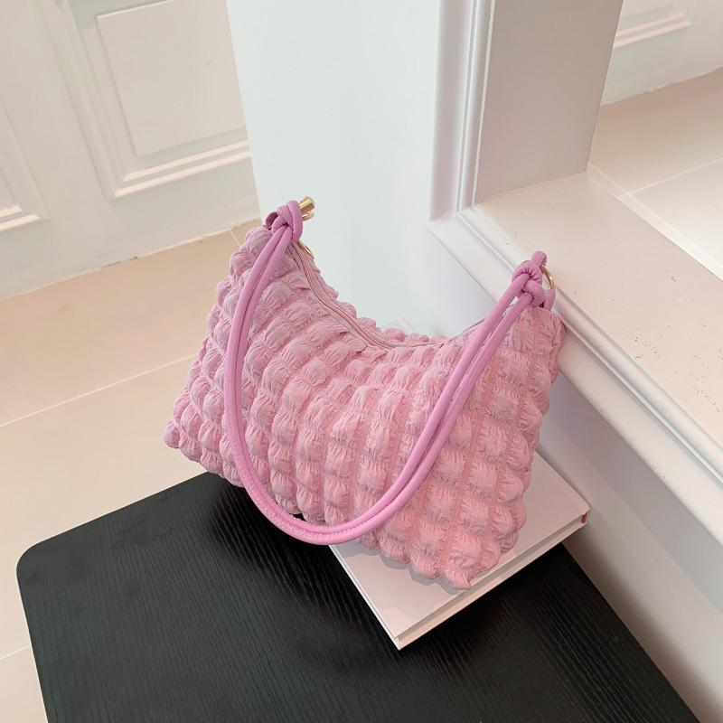 Sac à bandoulière pour femme simple, tempérament doux, plis sous le bras, nouveau sac carré petit format printemps été pour femme