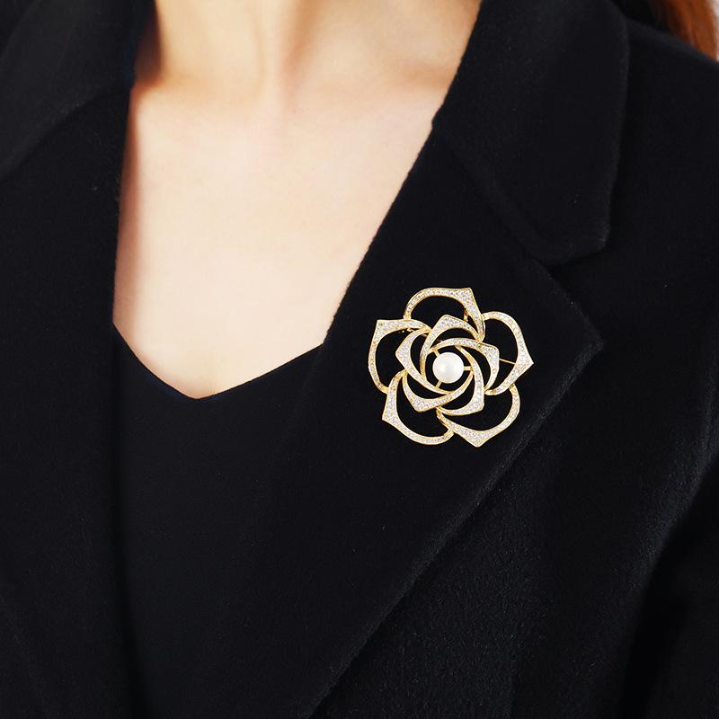Retro camellia pearl brooch trendy light luxury high-end femininity elegant pin exquisite suit corsage accessories