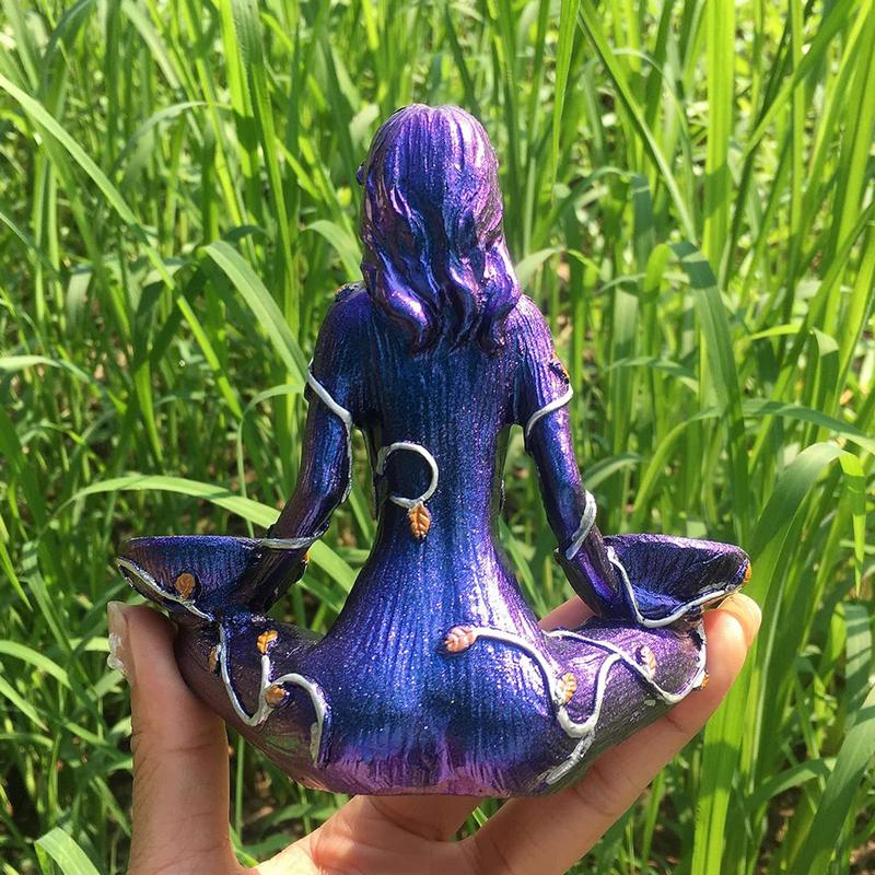 Goddess Statue Resin Mother Earth Goddess Sculpture Mother Earth Figurines Crystal Ball Base Hand-Carved Home Art Decoration