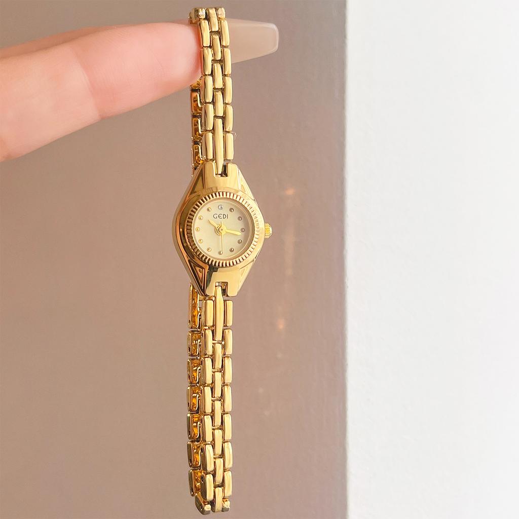 Retro Luxury Women's Watch Water-Resistant Round Small Dial Bracelet Watches Elegant Quartz Ladies Watch Gift for Women