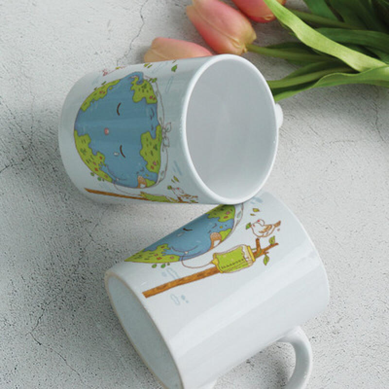 if095-Design Mug 2p-The Earth Hurts