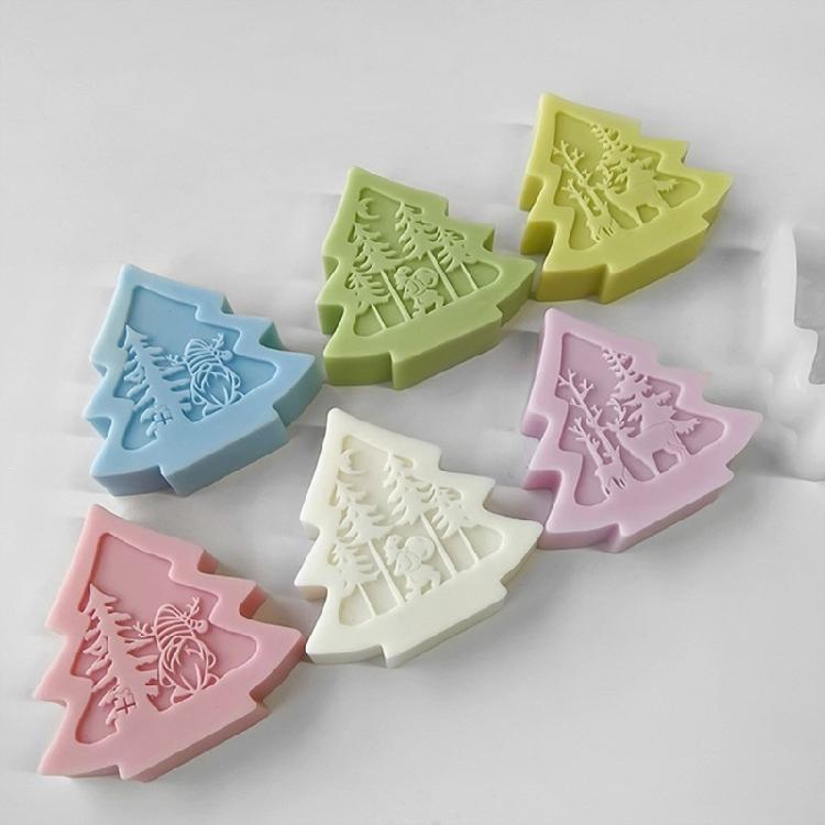 Reusable Silicone Mold Christmas Tree Shaped Candle Mould Creative Aromatherapy Making Mold Festive Decoration Supplies