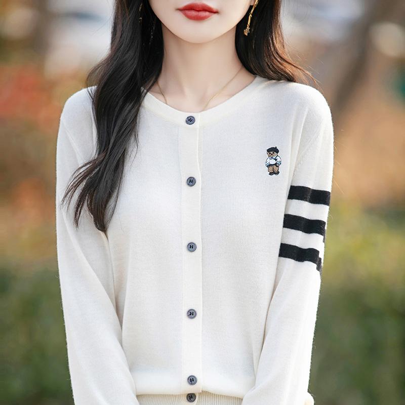 Leichte Strickjacke für Damen aus 50 % Wolle und 50 % Maulbeerseide – vielseitige Strickware für 4 Jahreszeiten für ganzjährigen Komfort und Stil