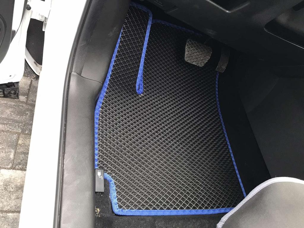 

Килимки EVA (чорні) для Cowin Showjet