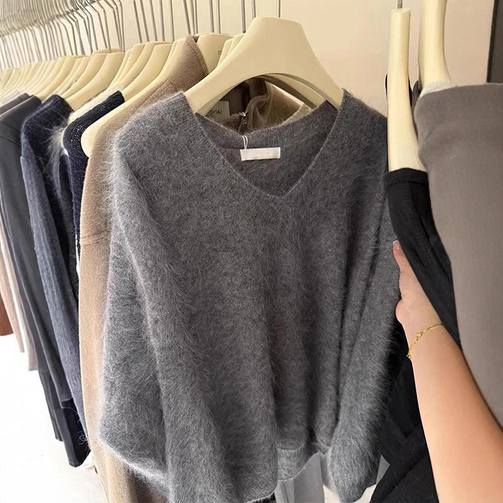 Lazy wind gray pullover v-neck mink fleece sweater women's autumn and winter with loose and good-looking knitted sweater top
