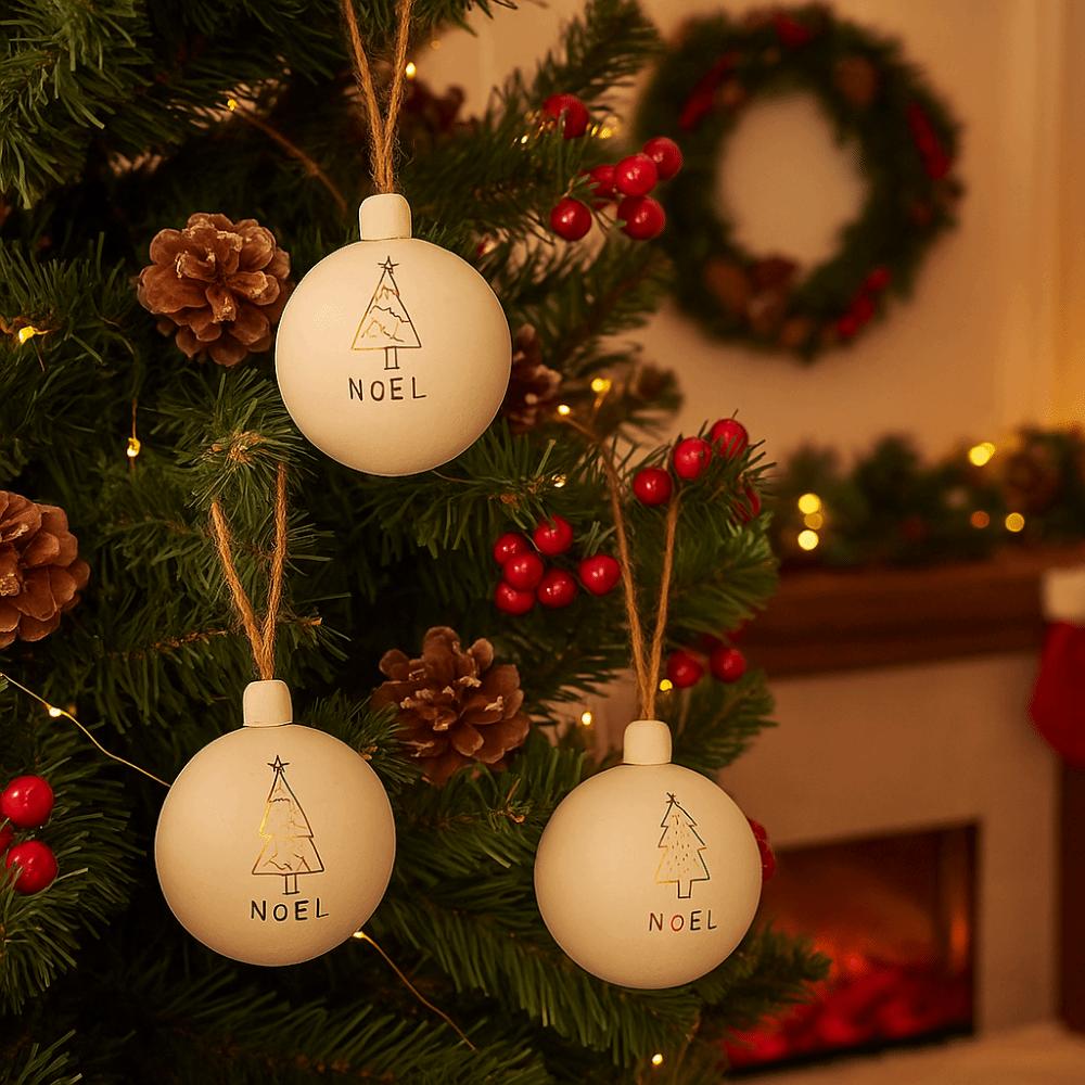 3Pcs 6cm Wooden Christmas Balls Shatterproof Decorative Christmas Tree Pendants Reusable Christmas Ball Decorations Party Favors