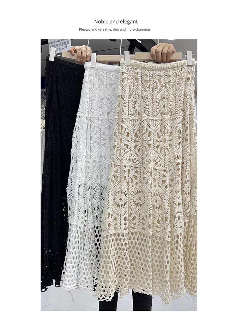 Hochtaillierter A-Linien-Midirock aus französischer Spitze mit Häkeldetail