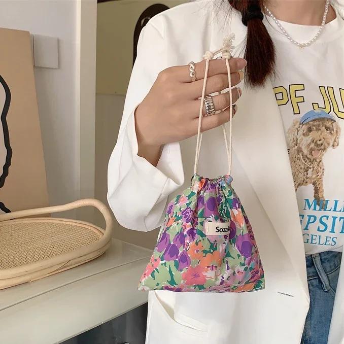 Floral Print Drawstring Coin Purse Lipstick Makeup Bag Travel Organizer Keys Earphone Storage Bag Makeup Pouch Cute Purse Wallet