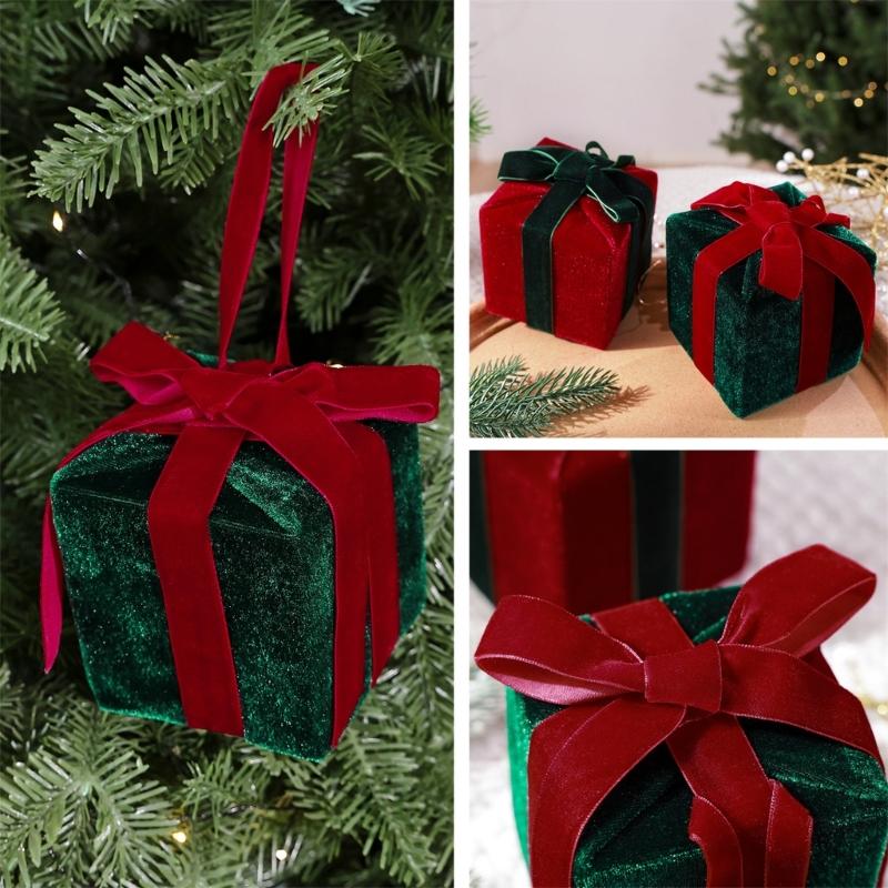 Geschenkbox Weihnachtsbaumschmuck mit Weichstoffbezug, erhabenem Banddetail, strukturiertem Zentrum und Baumaufhängeschlaufe