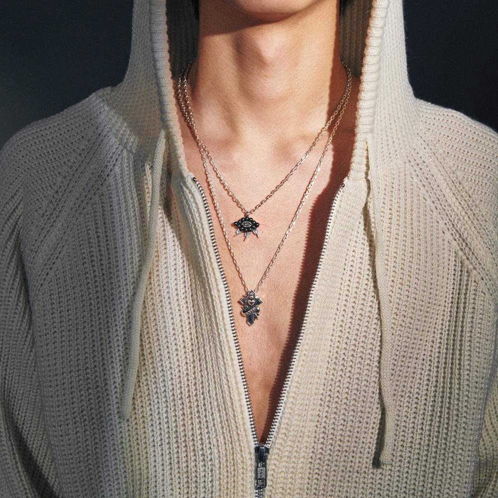 Anonymous Artisan Oldschool Sacred Heart Cross Pendant