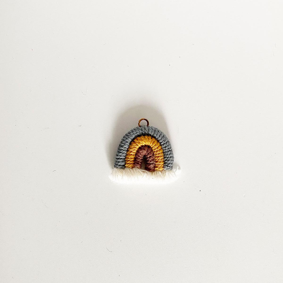 

10-Color Nordic Rainbow Hanging Ornament – DIY Rope Weaving Pendant серый