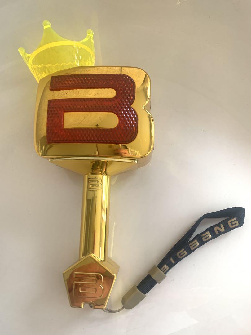 

[USED] BIGBANG Official Light Stick Gold