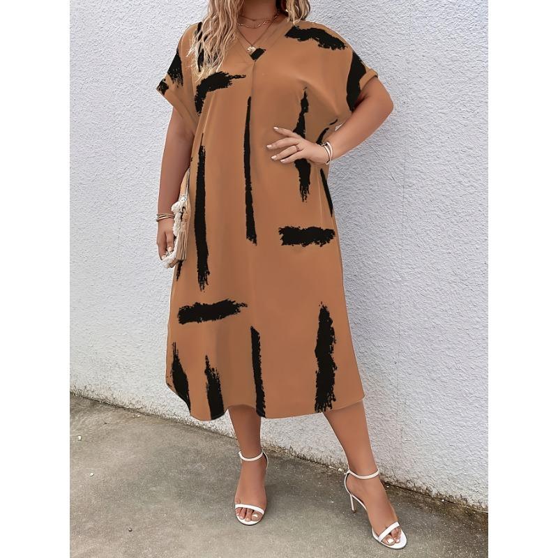 Plus Size, Plus Size V-Neck Short Sleeve Printed Loose Dress