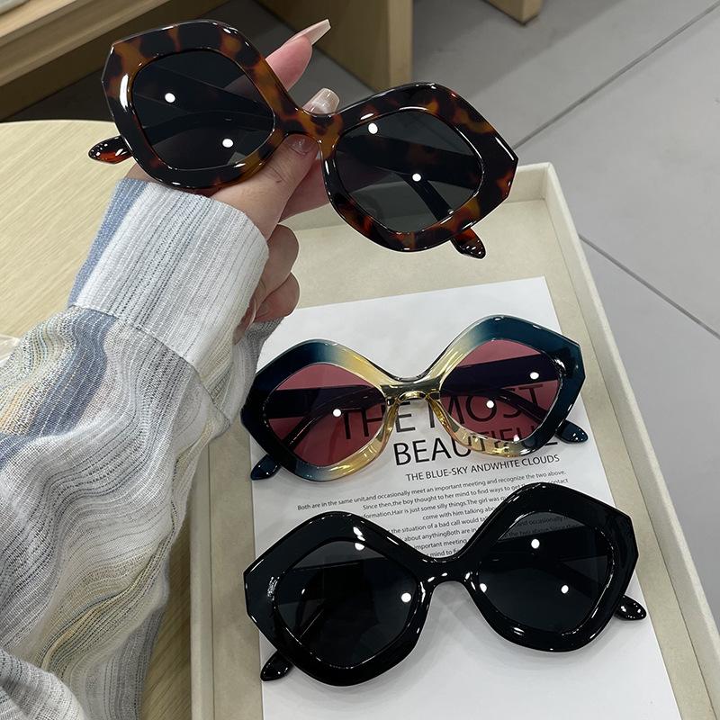 Vintage Rhombus Sunglasses Women For Men Luxury Brand Designer Sun Glasses Punk Popular Outdoor Vacation Big Frame Eyewear