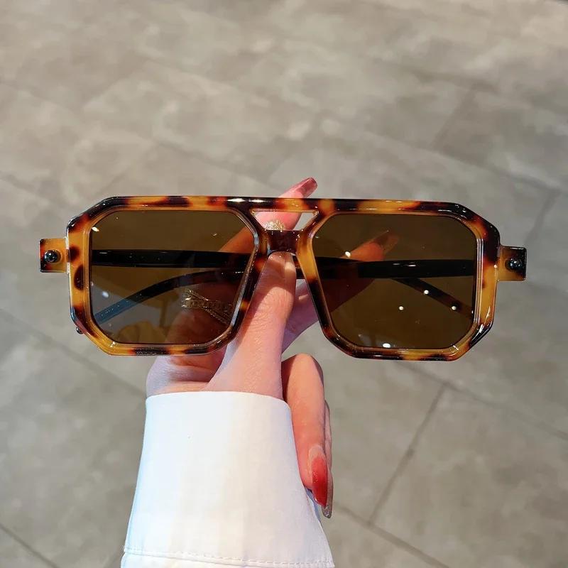 Unise Trendy Design Uv400 Shades Vintage Square Sunglasses For Men Women Fashion Retro Double Bridge Sun Glasses Eyewear