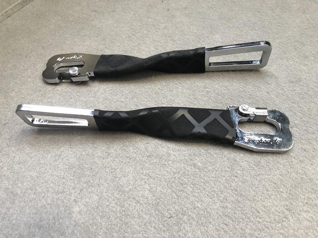 Higher Fly Bone Bar Door Stopper for Toyota Car Door Car Interior Keeps Back Door Includes Storage Easy Universal Fit 2-Piece Hiace, Lock, Camping,