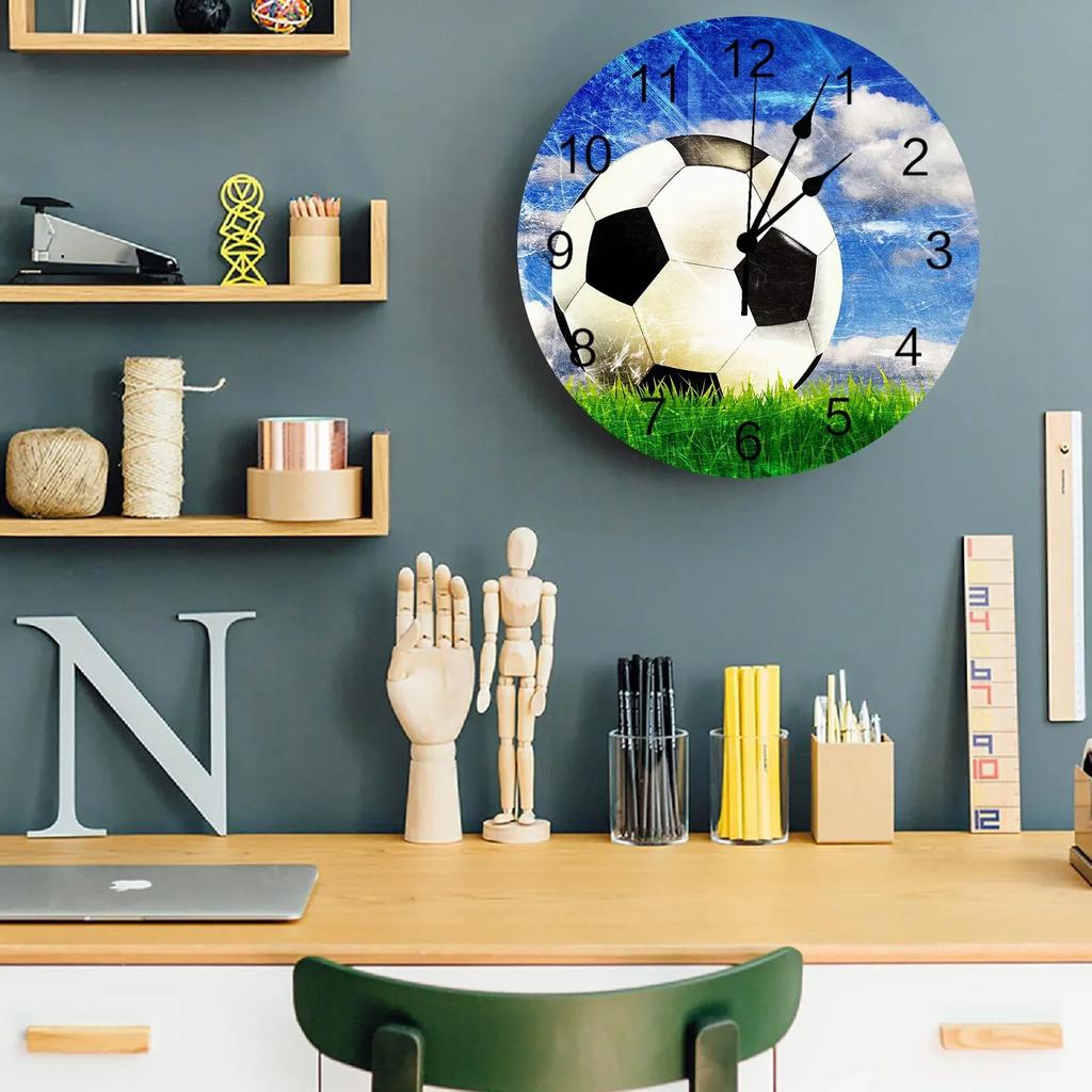 Sky Grass Football Clock Living Room Home Decor Large Round Wall Clock Mute Quartz Table Clock Bedroom Decoration Wall WatG6A9Q7
