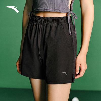 Hosen & Röcke – Shorts