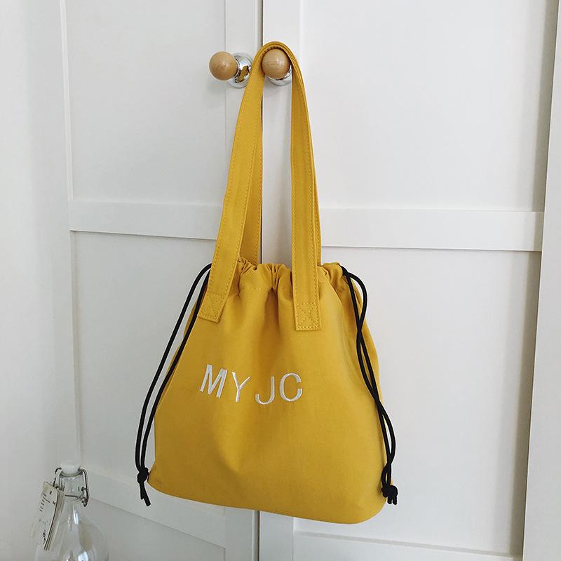 Large-capacity bag women's new summer versatile shoulder bag drawstring lazy wind college student class bag